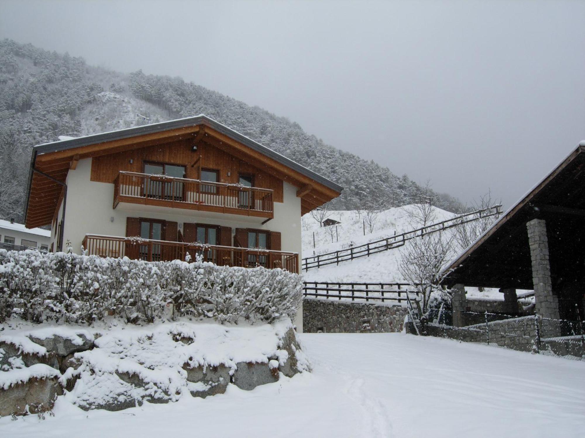 B&B Ledro Mezzolago Exteriör bild