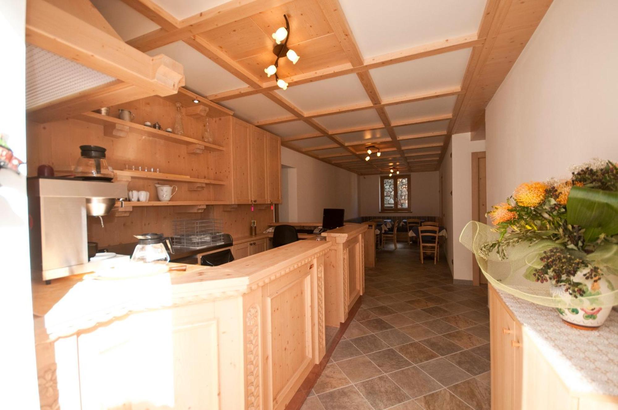 B&B Ledro Mezzolago Exteriör bild