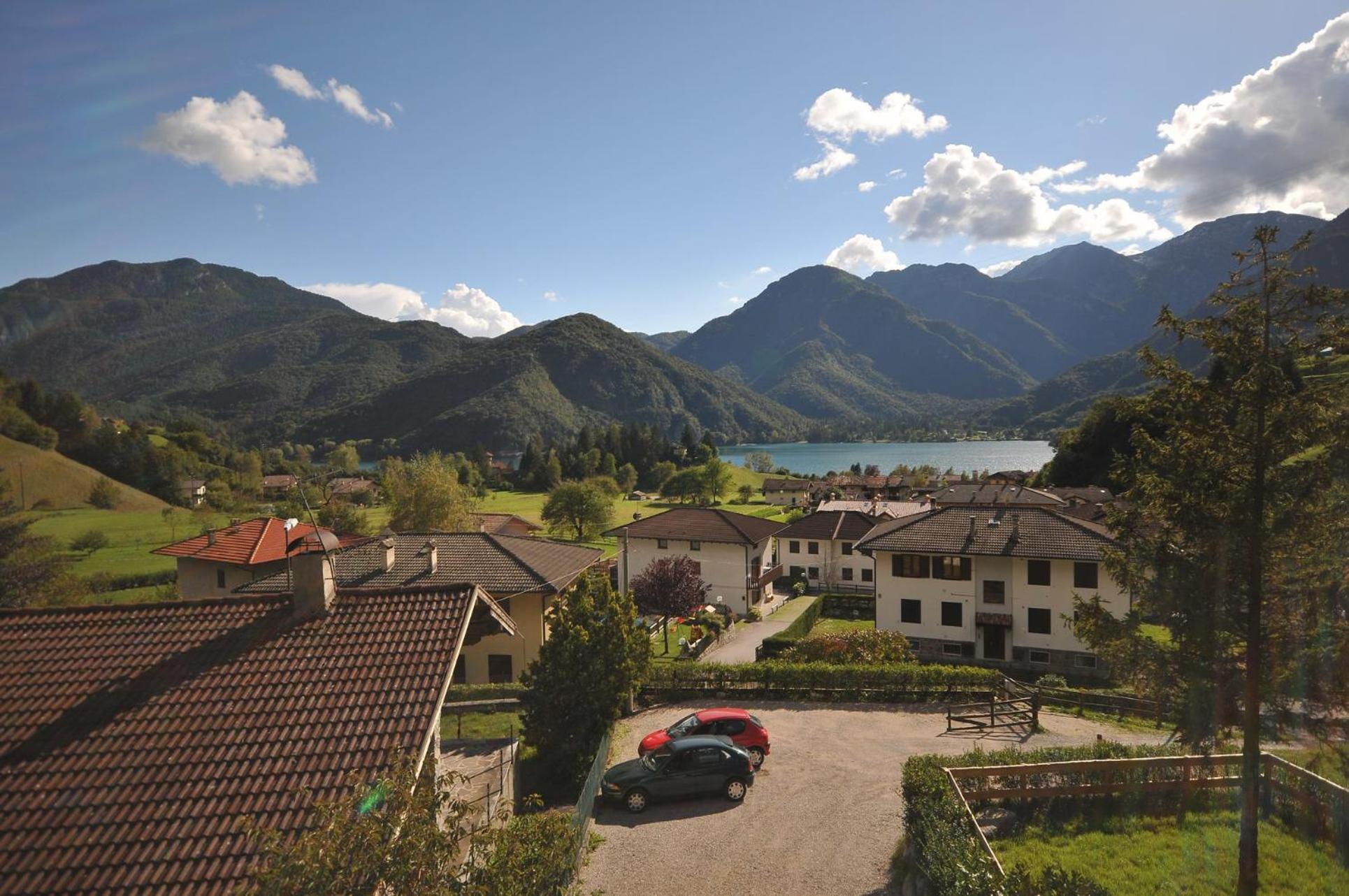 B&B Ledro Mezzolago Exteriör bild