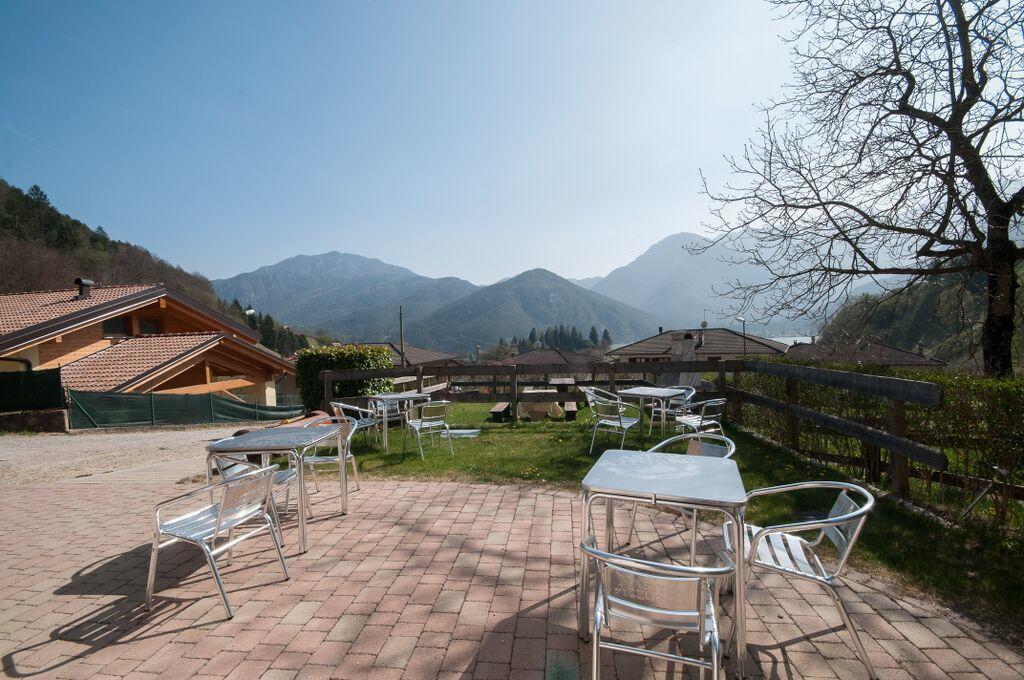 B&B Ledro Mezzolago Exteriör bild
