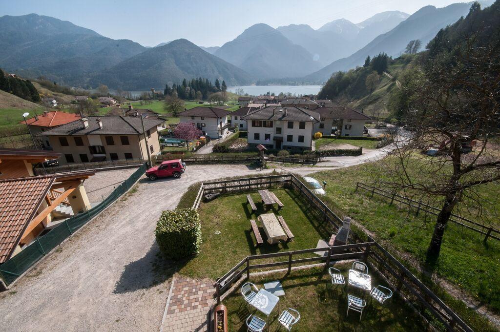 B&B Ledro Mezzolago Exteriör bild