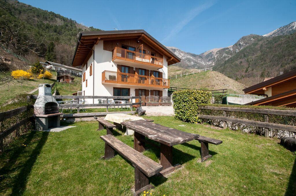 B&B Ledro Mezzolago Exteriör bild